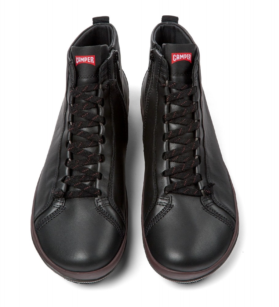 Botas Camper Peu Pista GM em couro preto