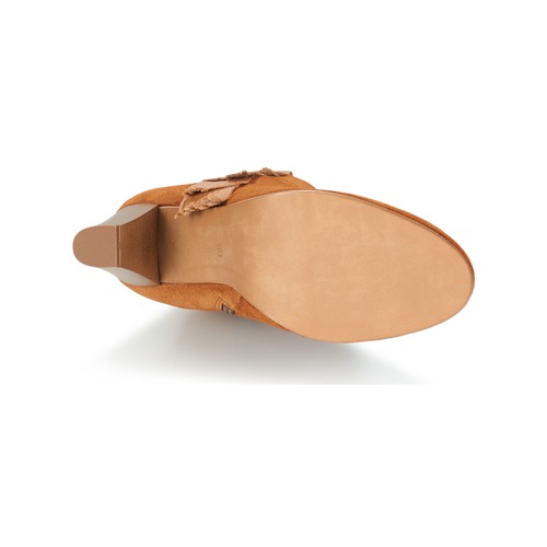 Betty London - GAMI - Camel