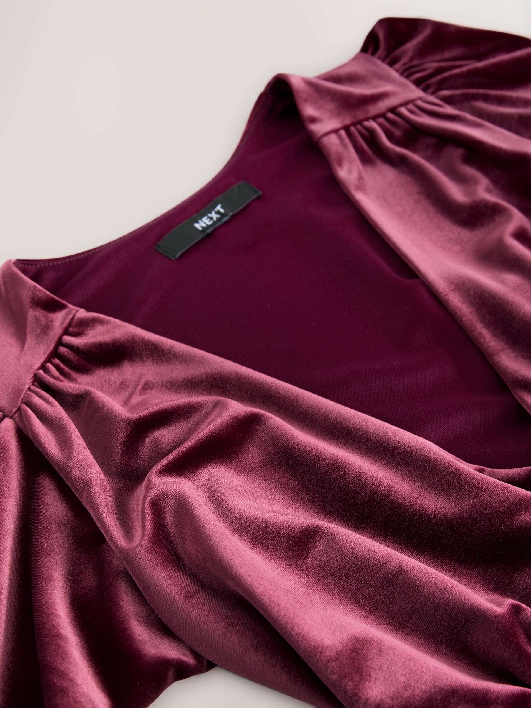 Bessenrood - Bridesmaid Velvet Flutter Sleeve Maxi Dress