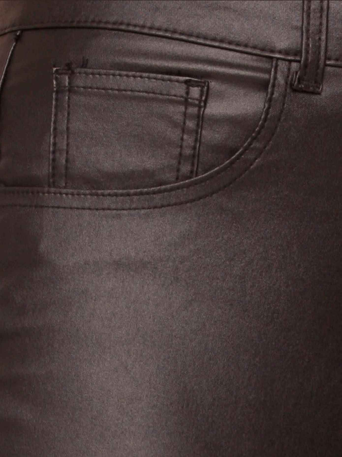 Pantalon effet ventre plat coupe skinny tendance