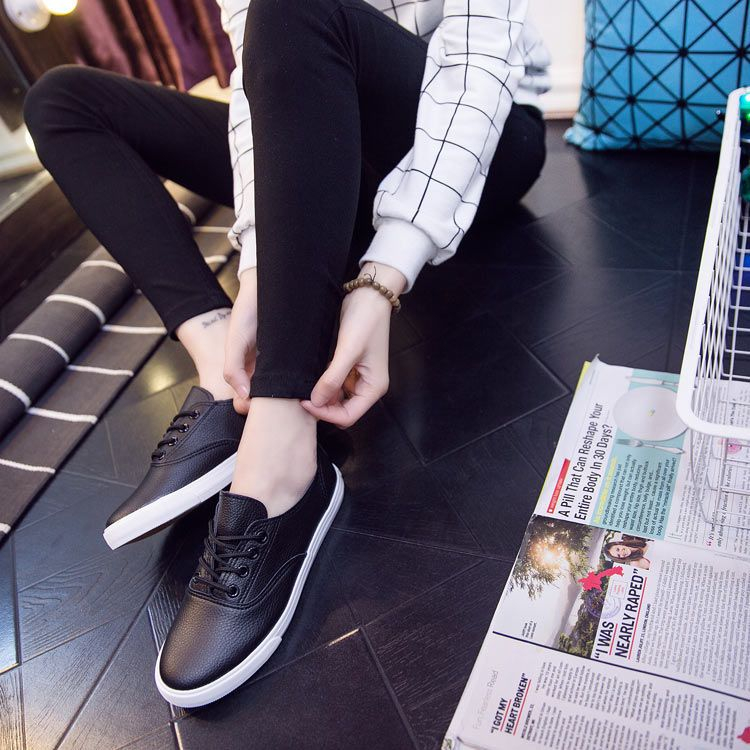 Solejoy - Matching sneakers van imitatieleer