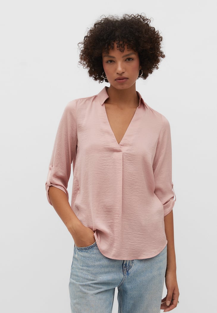 Blusa de cetim fluida