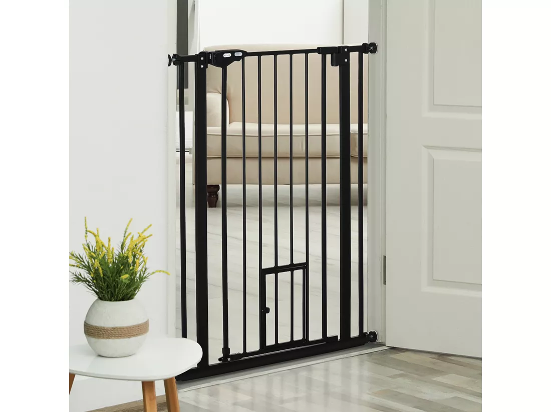 Barrière de sécurité animaux - longueur réglable dim. 74-80 cm - porte double verrouillage, ouverture double sens, petite porte -sans perçage - acier plastique noir