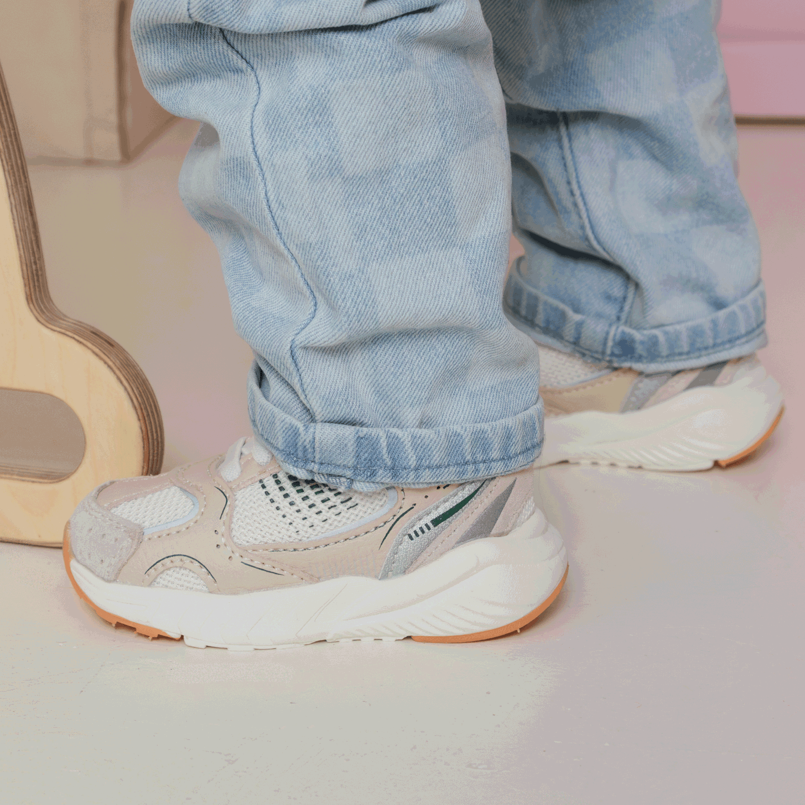Shoesme beige sneakertje Mesh, Microfiber leer, Suède | Jongens schoenen