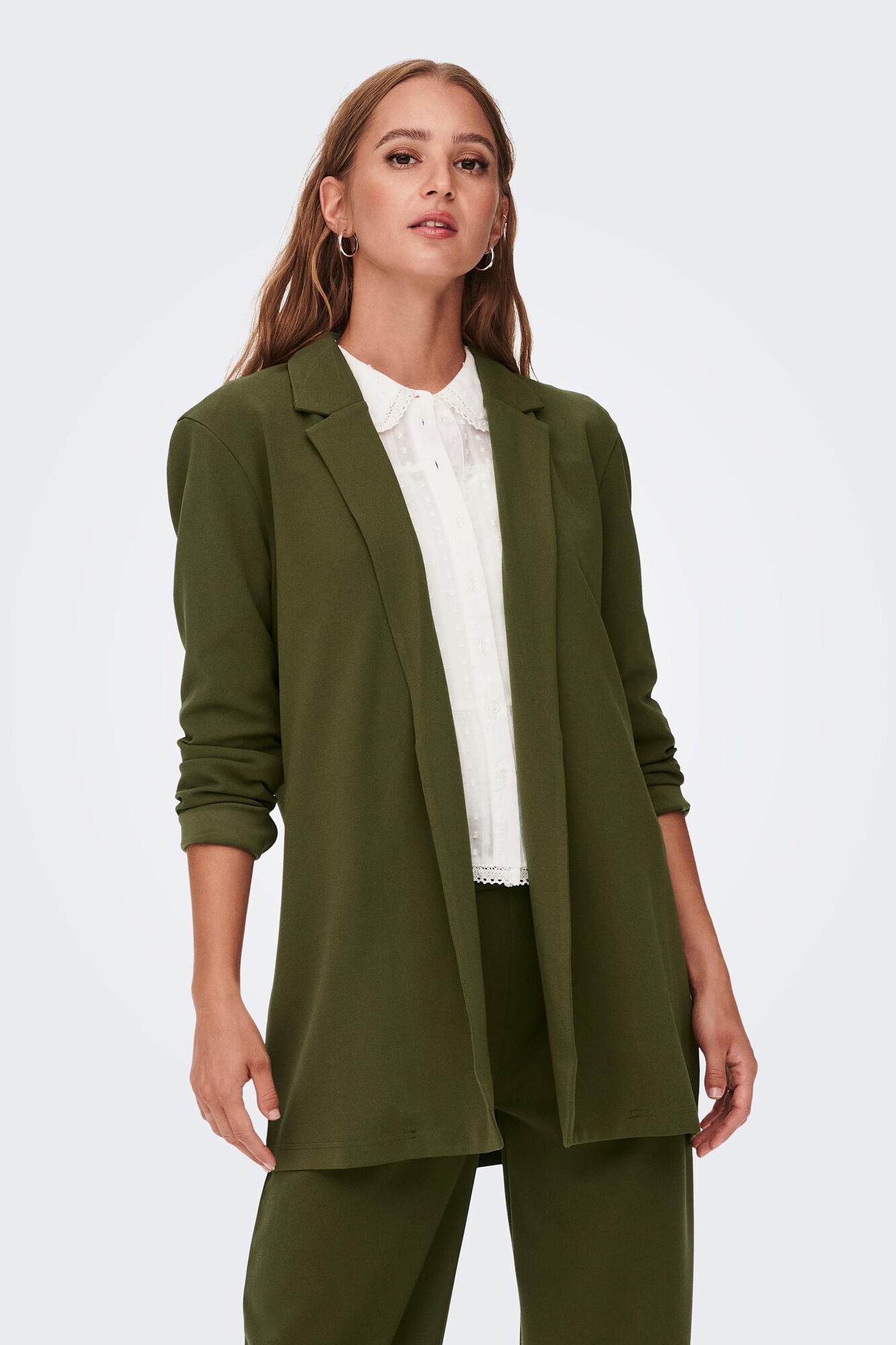 Blazer fluido com mangas compridas
