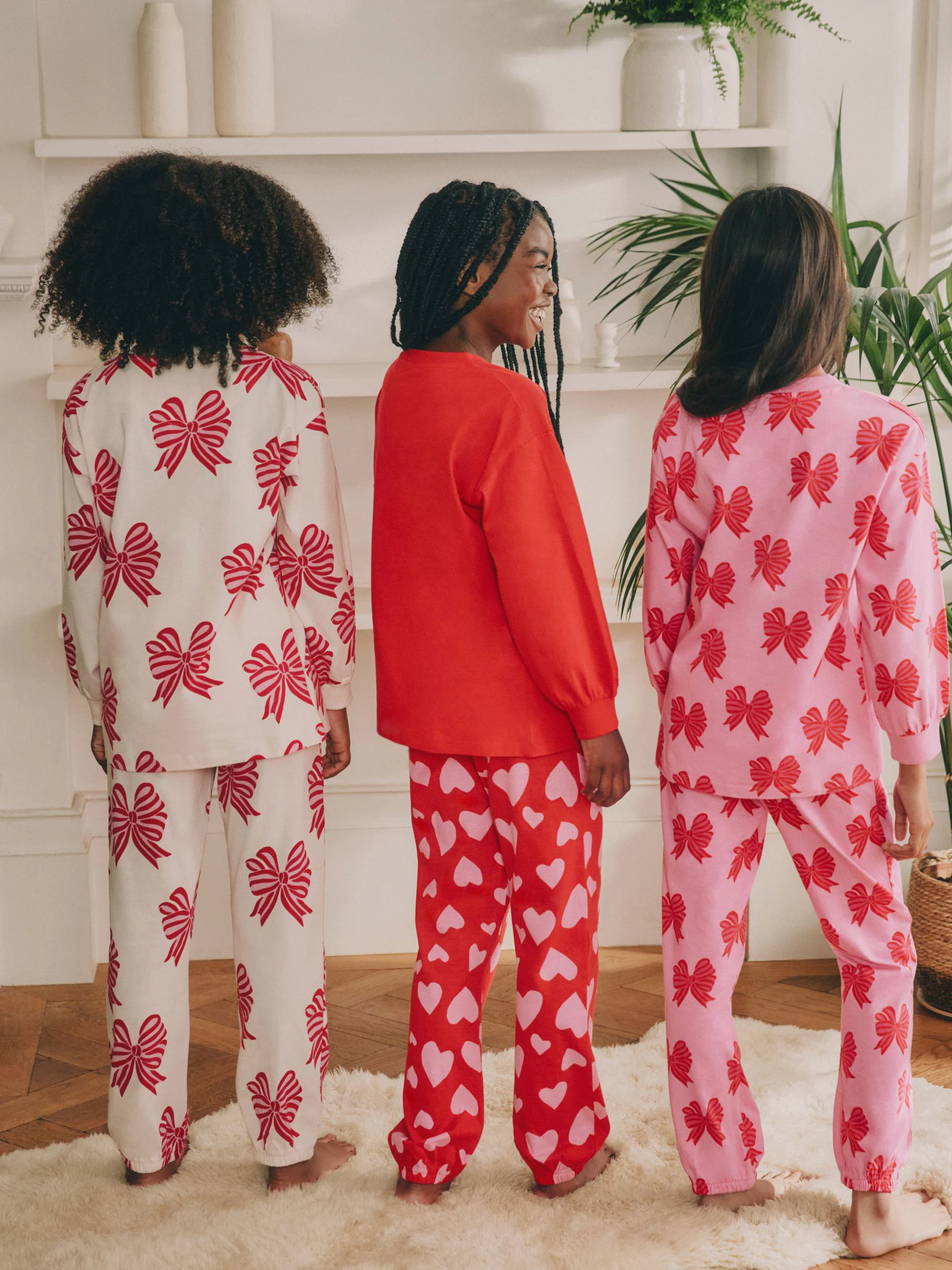 Red Bows/Hearts - Verpakking van 3 pyjama's met joggingbroek (3-16 jr)