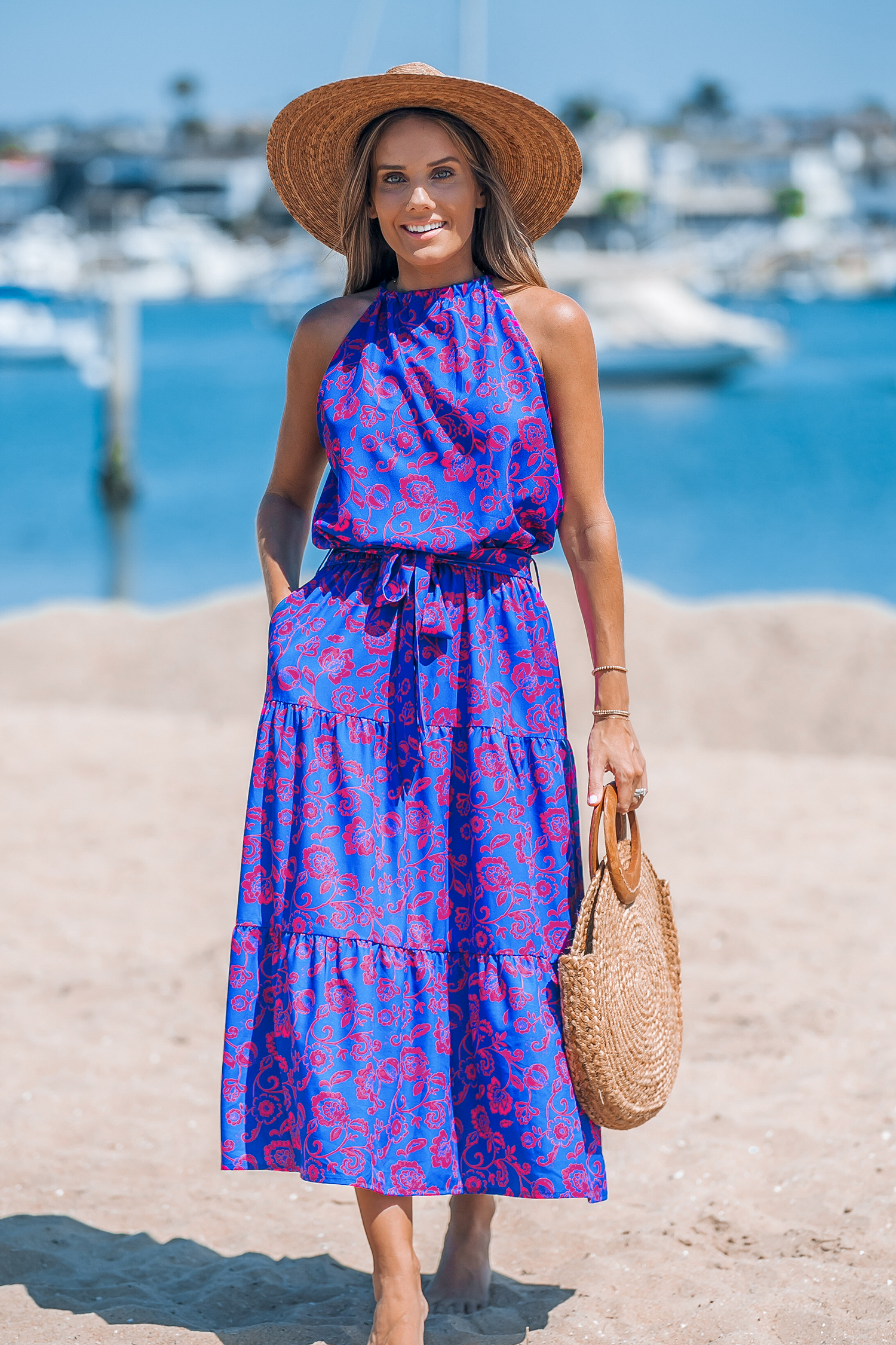 Robe midi sans manches à col rond et fleurs