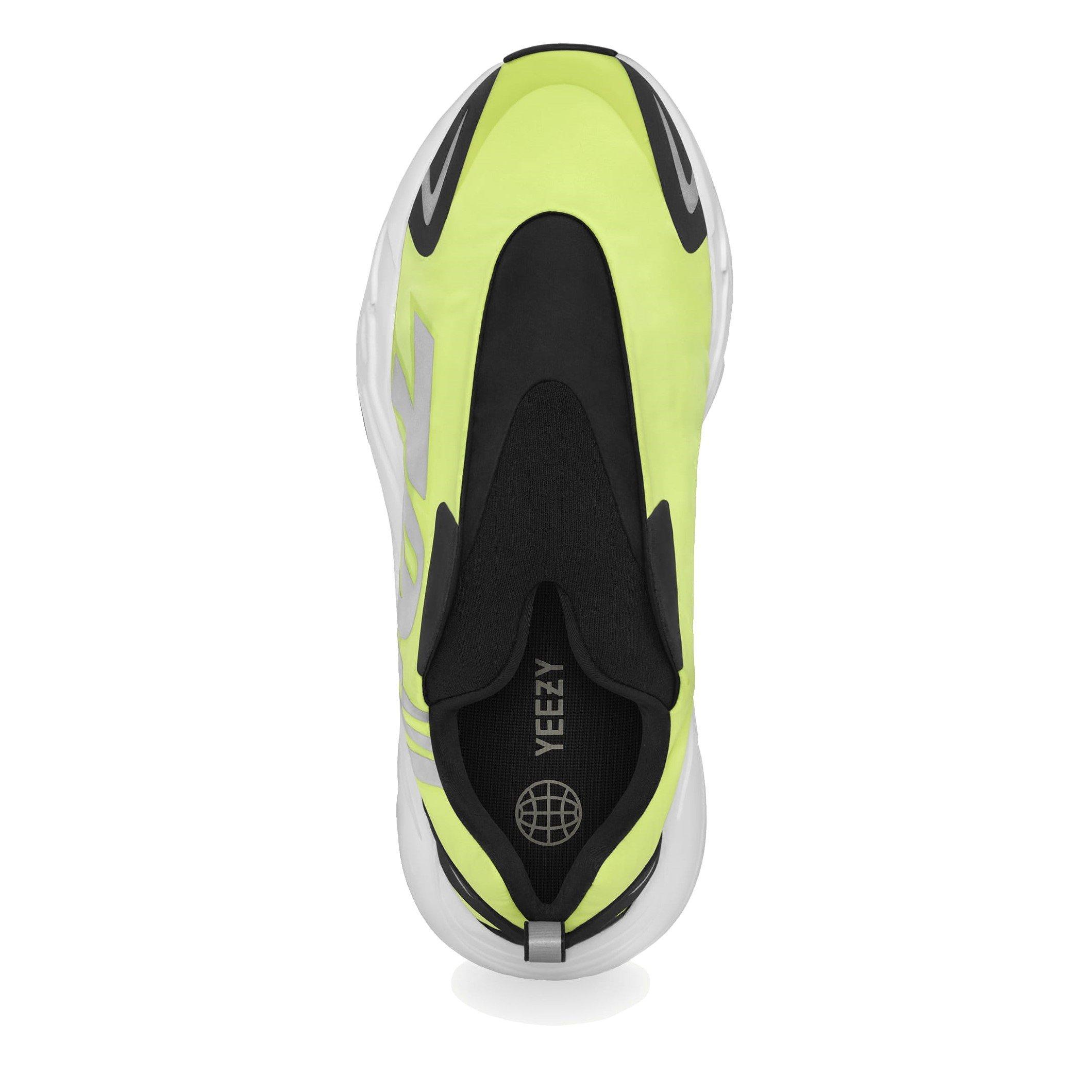 Yeezy 700 Mnvn Sneakers