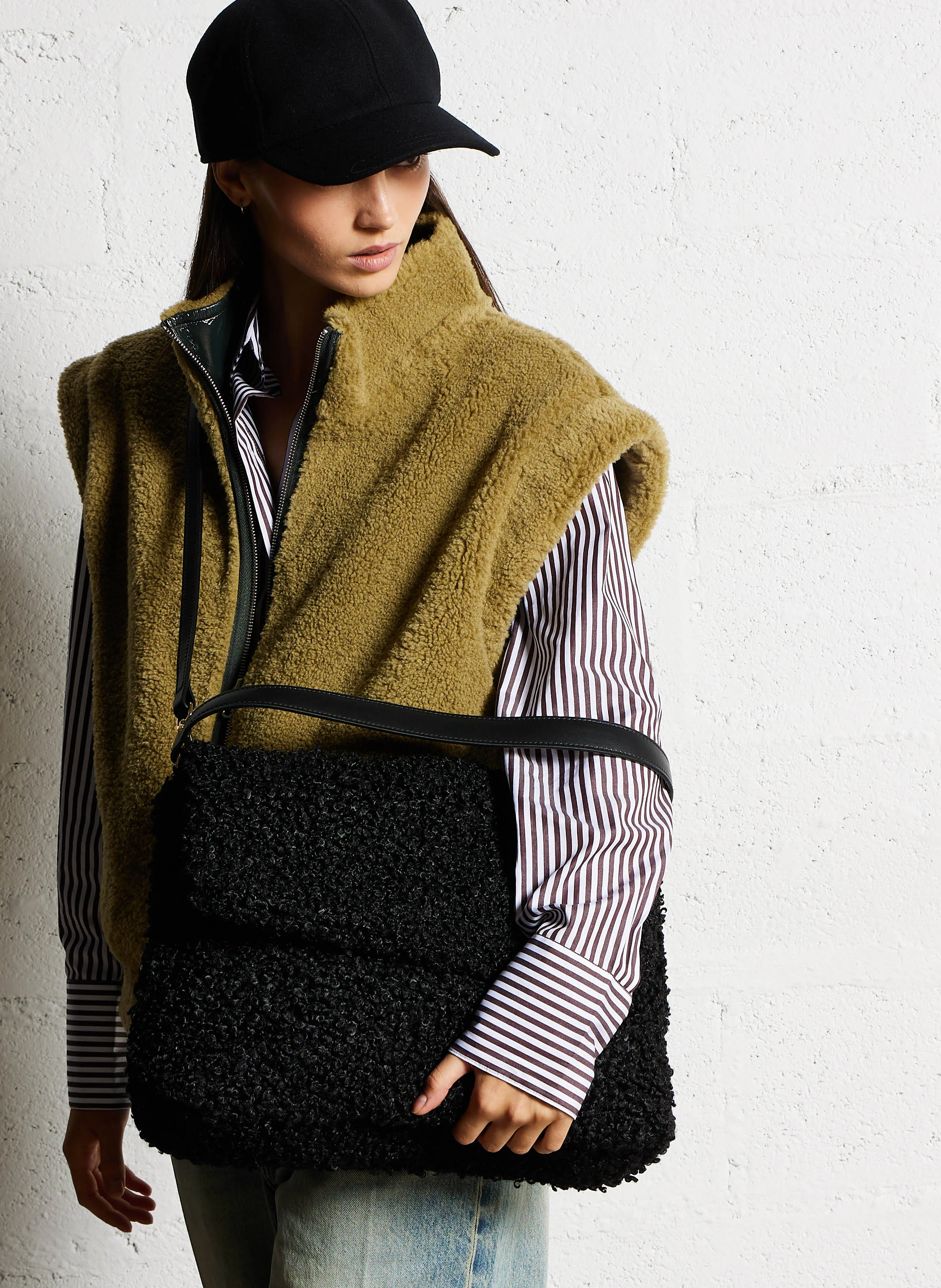 ELOISE - Sac porté épaule en sherpa | Noir