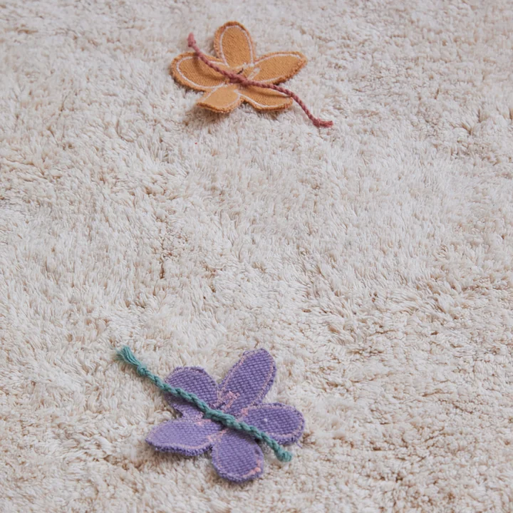 Lorena Canals - Wildflower Spielteppich mit Spielzubehör, 120 x 160 cm, natur / vintage nude / vintage blue