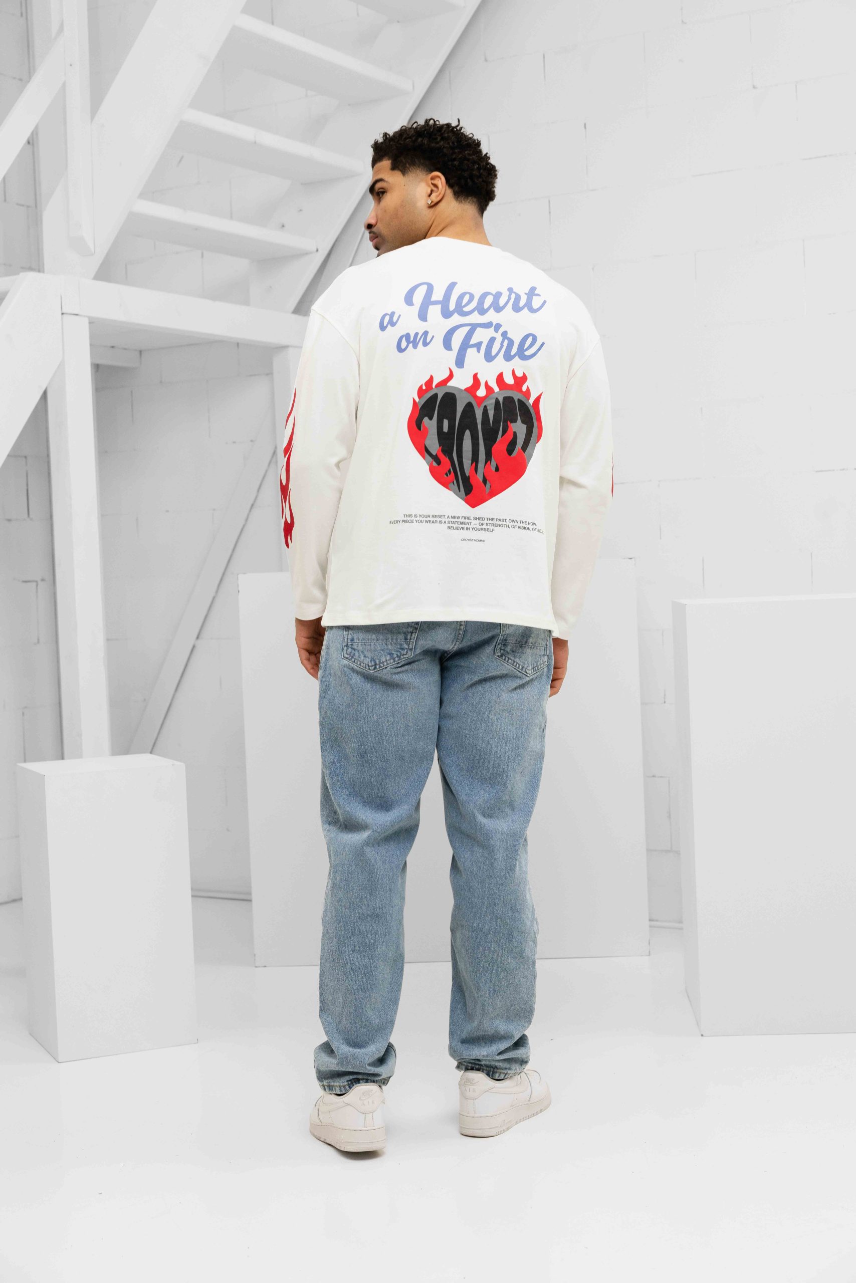 Croyez Heart On Fire Longsleeve T-Shirt Heren Gebroken Wit