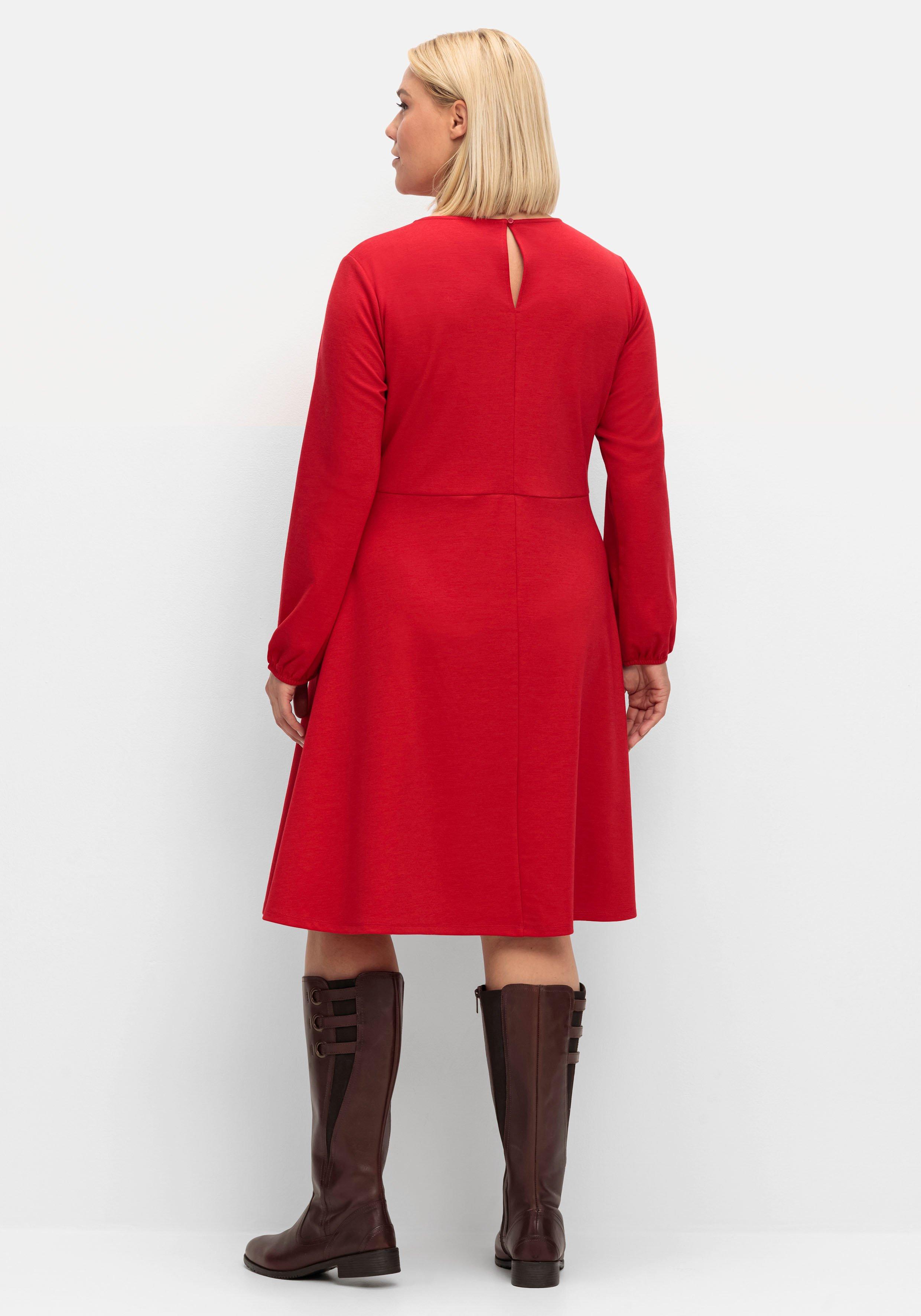 Kleid aus Interlock, mit ausgestelltem Rock