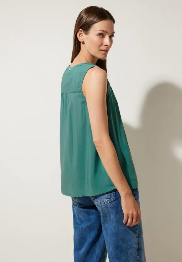 Viskosebluse mit Häkeldetail - lagoon green