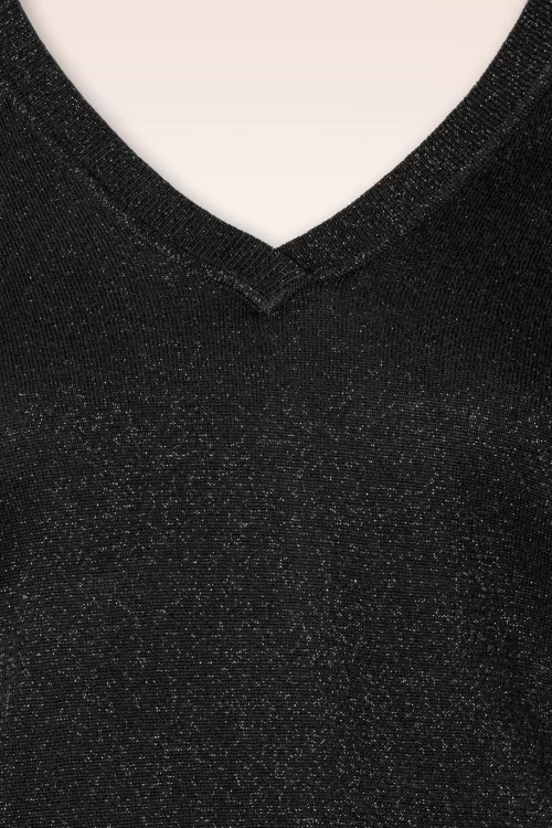 King Louie Spiro V Neck Bellsleeve top in zwart