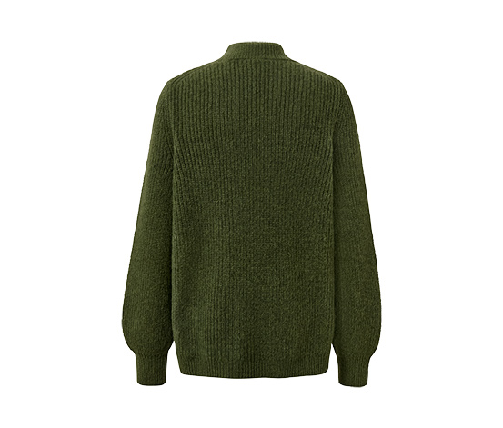 Grobstrickpullover mit Knöpfen