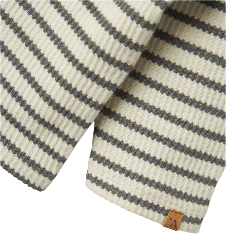 Lil' Atelier NMMTADEO LS RLX TOP LIL Turtledove/pewter