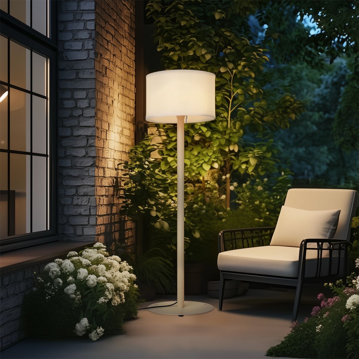 Scandinavische buiten vloerlamp beige met witte kap IP44 - Mississippi