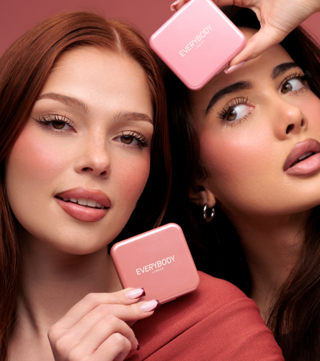 Everybody London  - Blush em pó iluminador - Pink