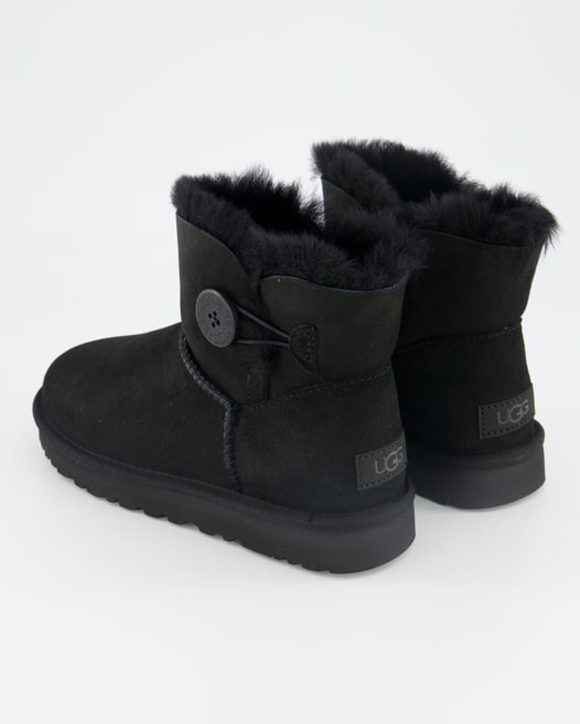 UGG Mini Bailey Button II Winterschuhe in Schwarz