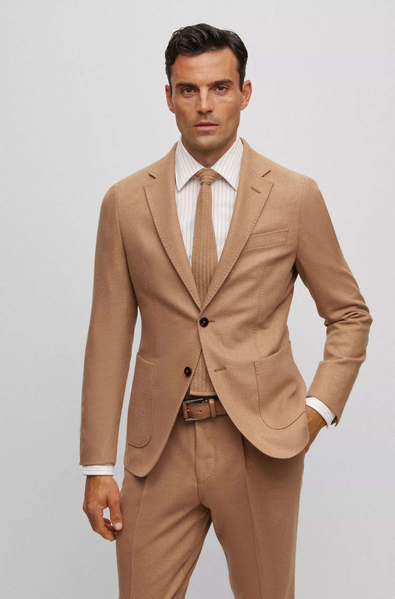 Terno BOSS Camel Slim-fit em lã cor de camelo com elastano