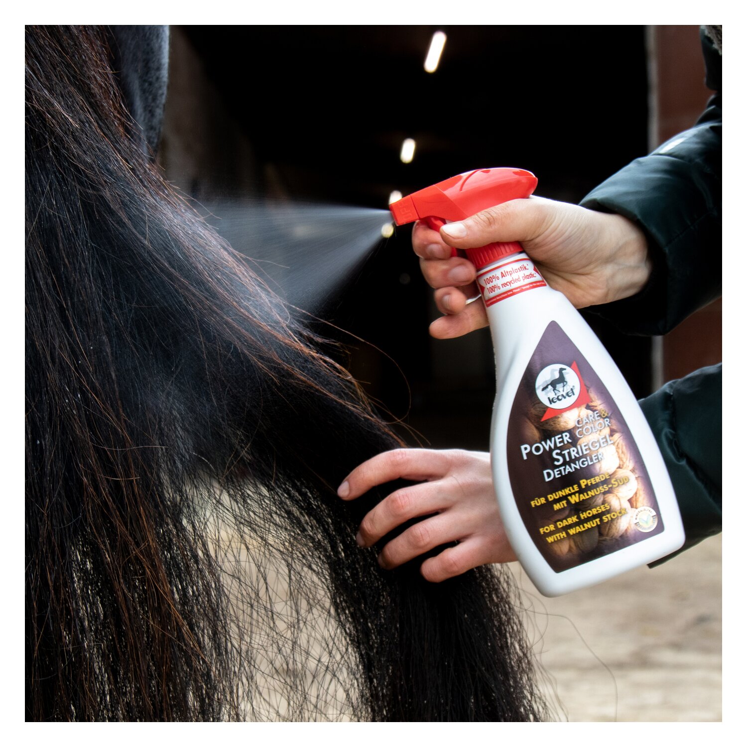 leovet Mähnenspray Power Striegel Walnuss - 550 ml