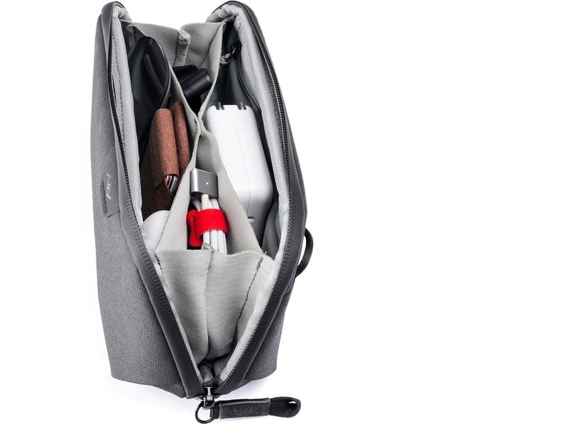 Peak Design Kleine Tech-Tasche Schwarz Tech Pouch zur Aufbewahrung von Stiften, SD-Karten, Batterien und mehr