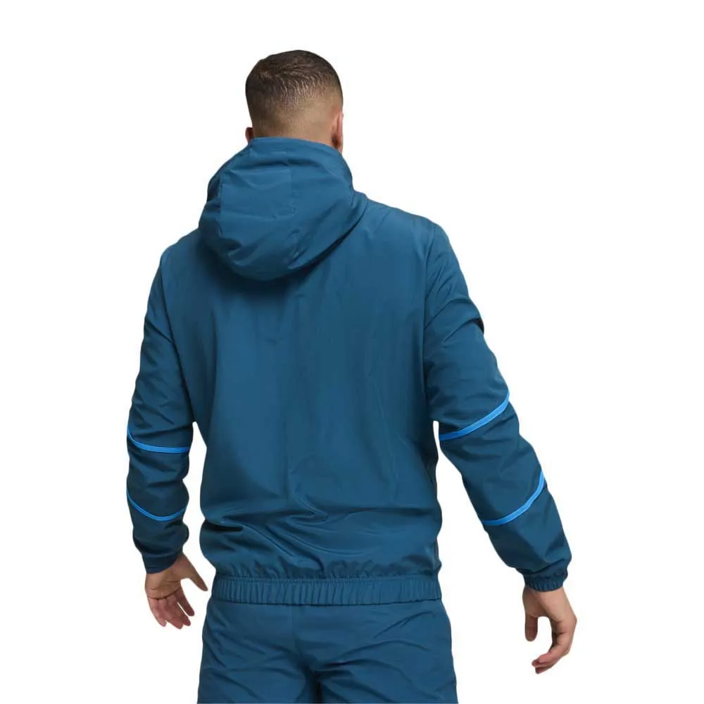 Puma Olympique Marseille vor dem Spiel jacke