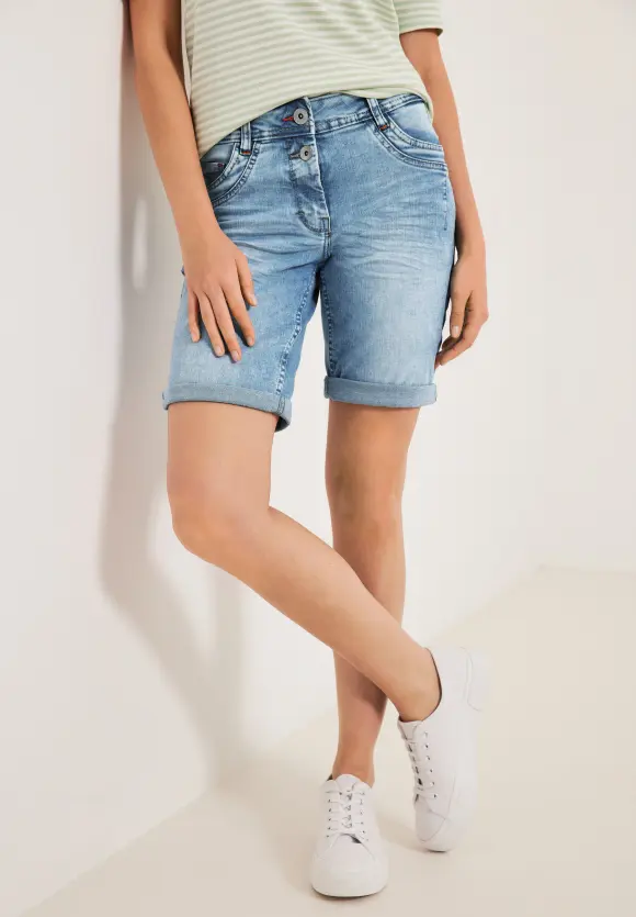 Loose Fit Jeansshorts - light blue washed