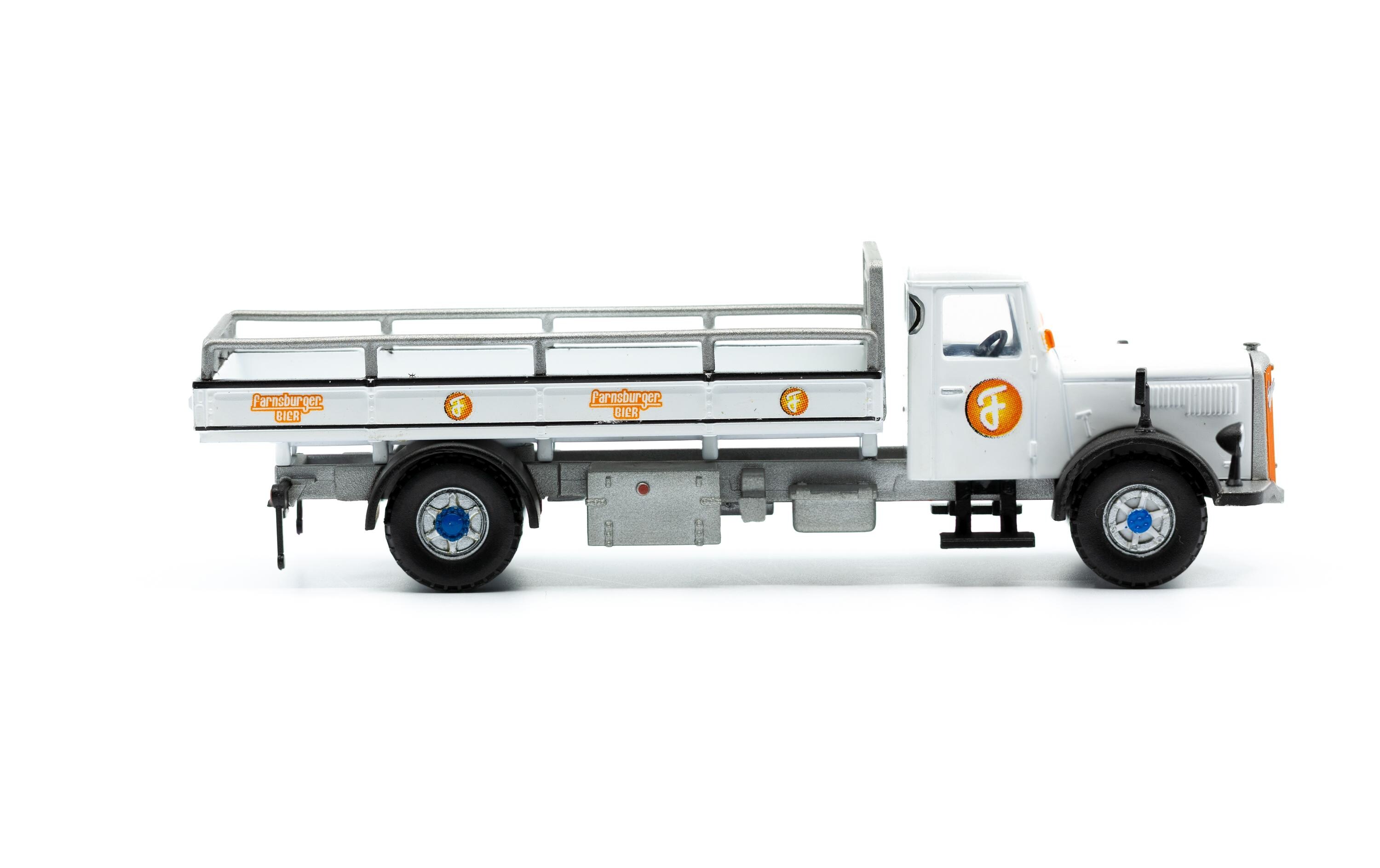 LKW Saurer S4C Pritsche Brauerei Farnsburger 1963 1:87H0 Lastwagen Sammlermodell