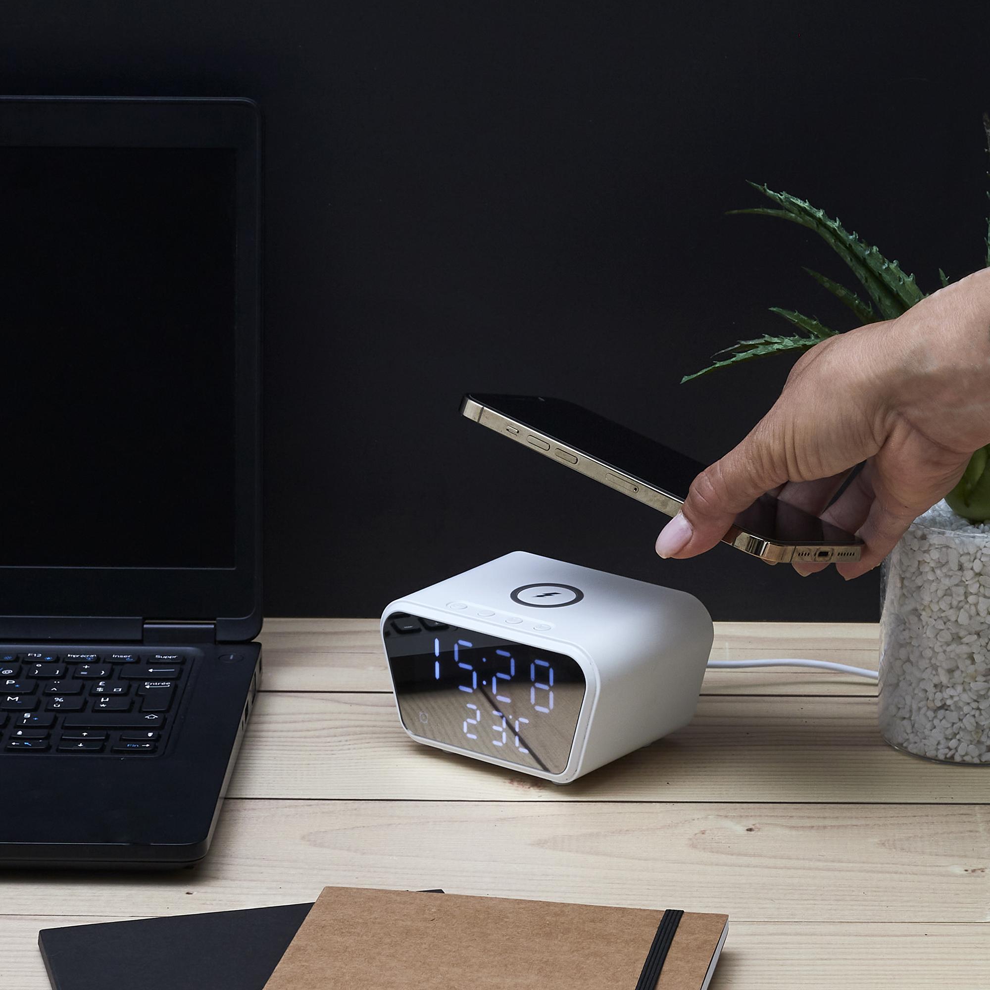 REVEIL CHARGEUR INDUCTION 10W