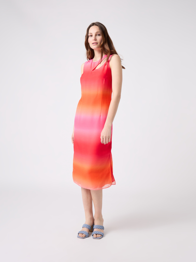 Robe droite sans manches