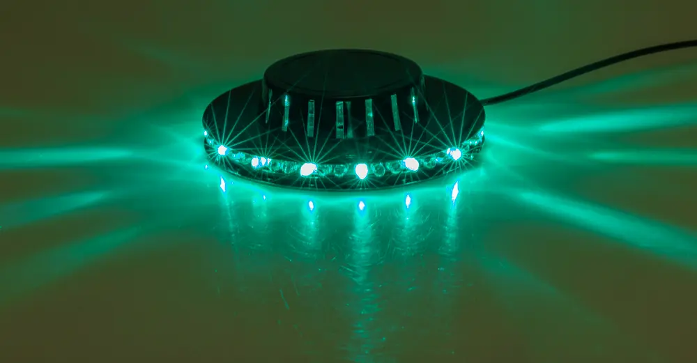 BRIGHT DESIGN UFO-lampe med LED