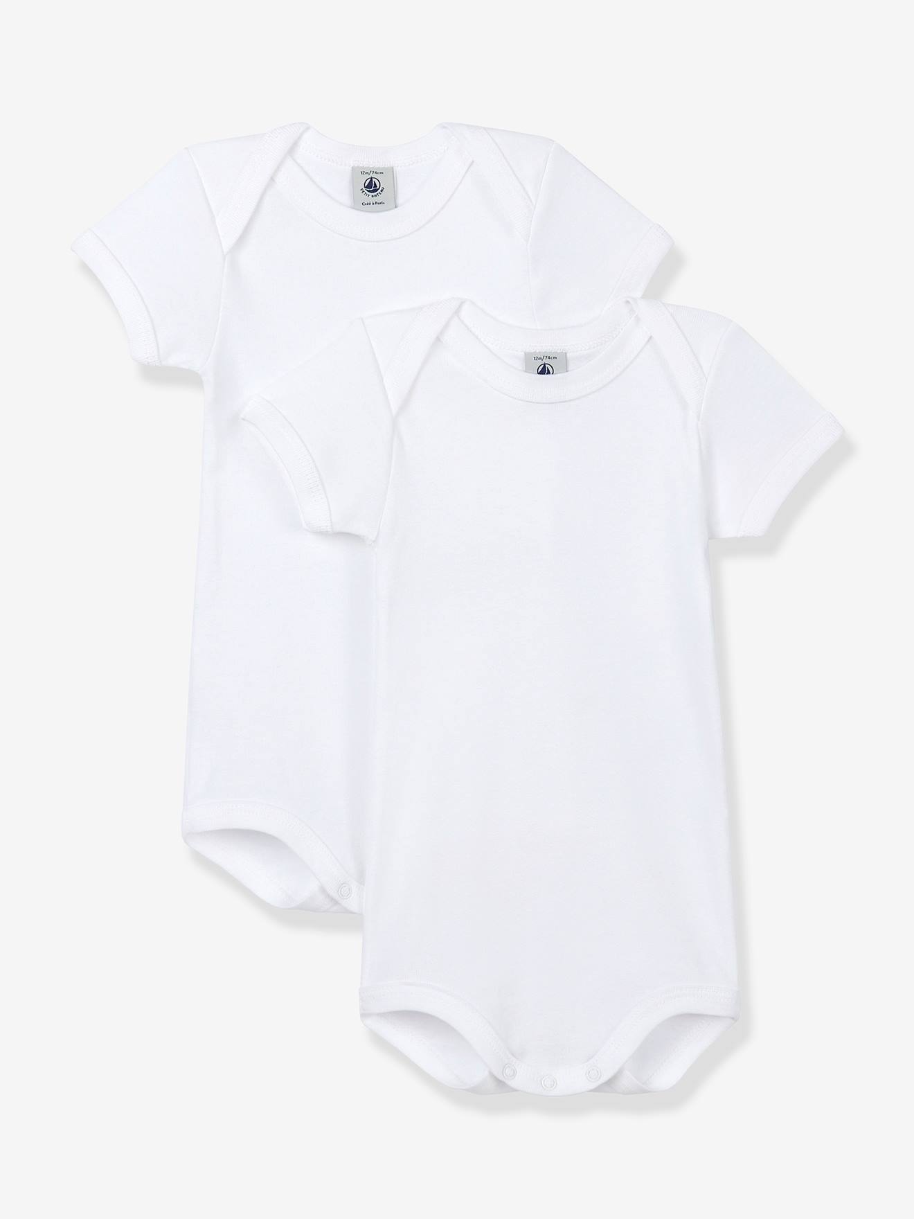 Lote de 2 bodies curtos para bebê com abertura americana, confeccionados em algodão orgânico PETIT BATEAU branco.