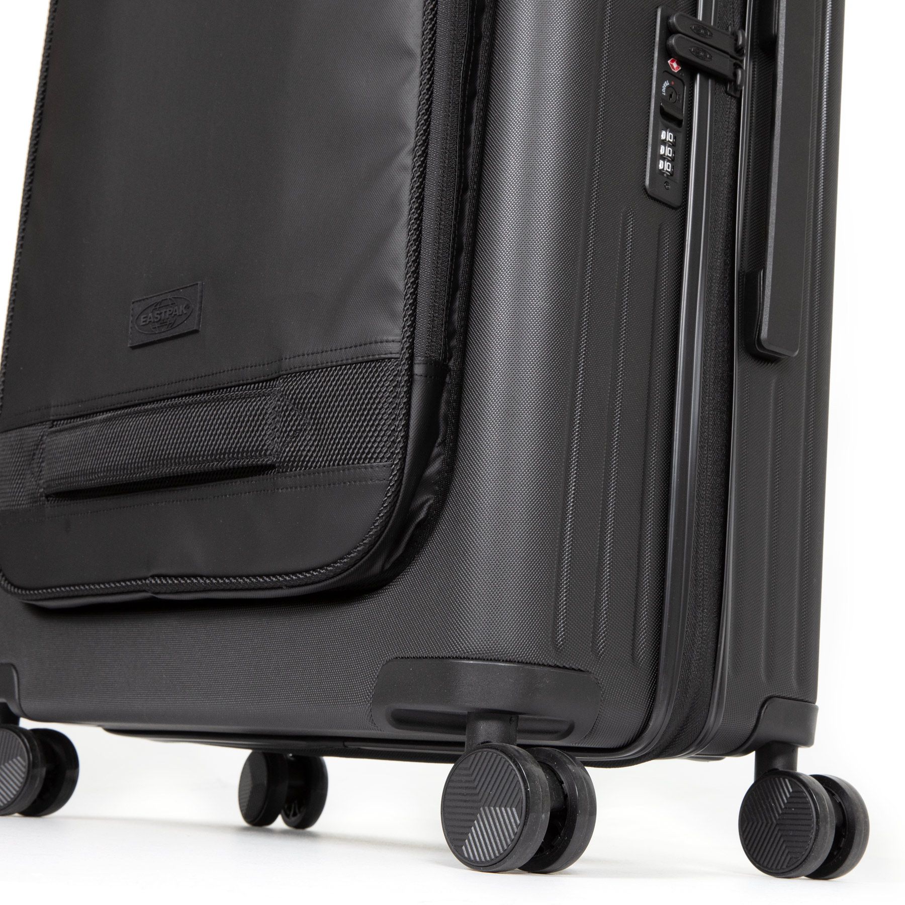 Cnnct Case L Coat