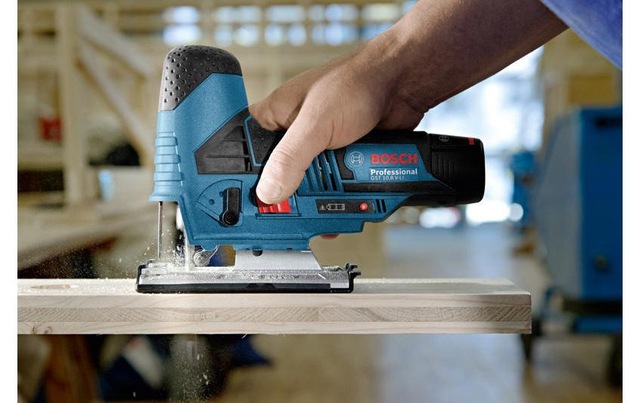 Bosch Professional Stichsäge »GST 12V-70, L-Boxx inkl, Akku« Set,