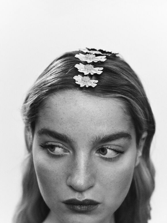 Pente de cabelo dourado com flores - Dourado