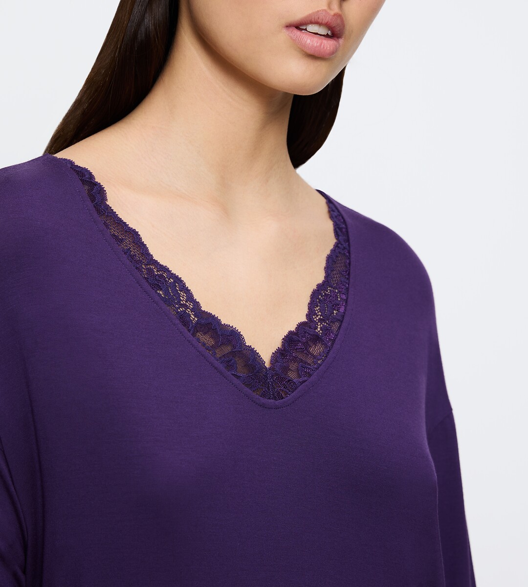Camisola TRIUMPH em modal, sensualidade atemporal.