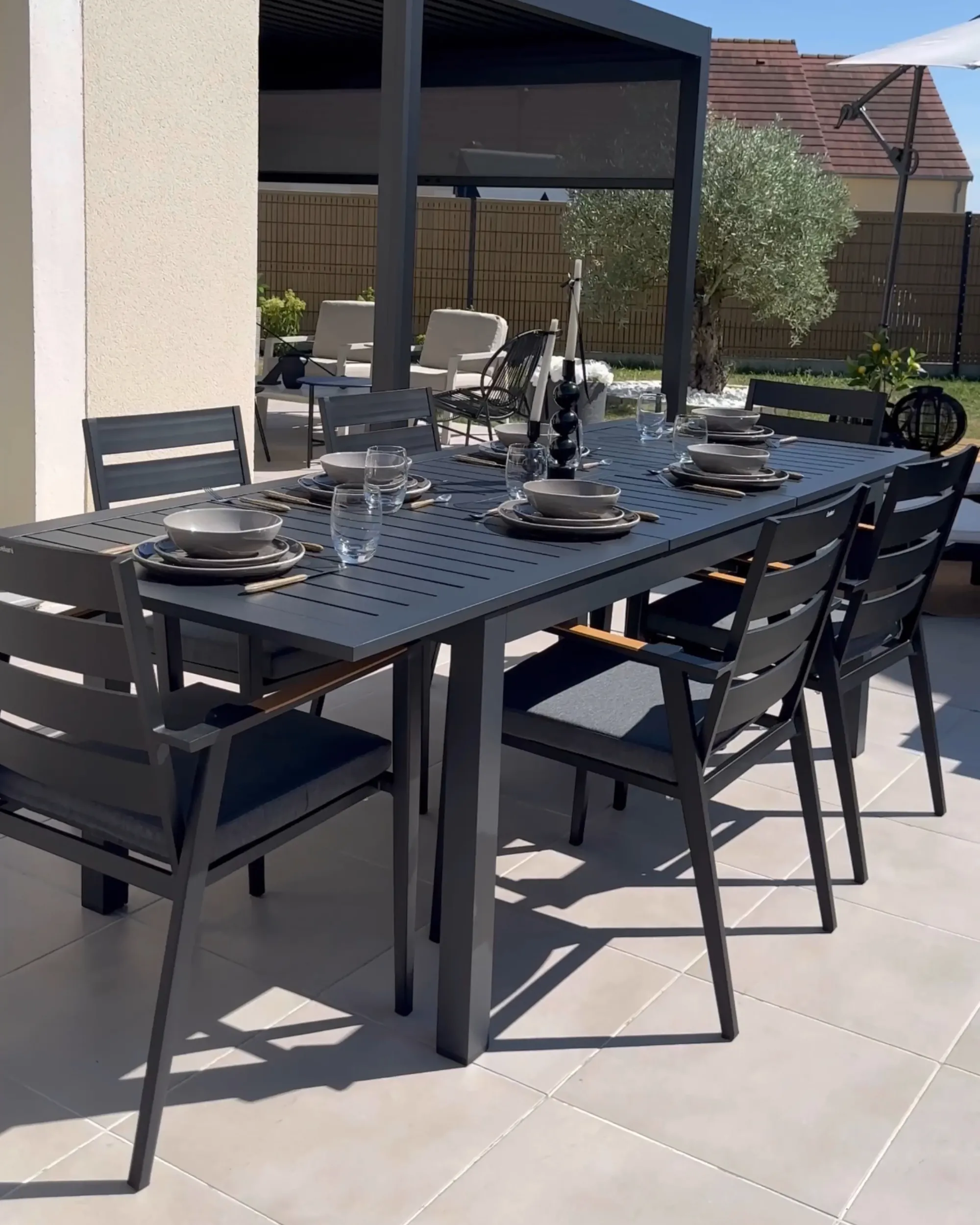 Uitschuifbare tuintafel SKALOMA 180/240 cm 90 cm Metaal Donkergrijs