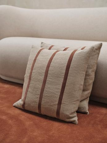 Sierkussen Senti Stripe linen 50x50 cm