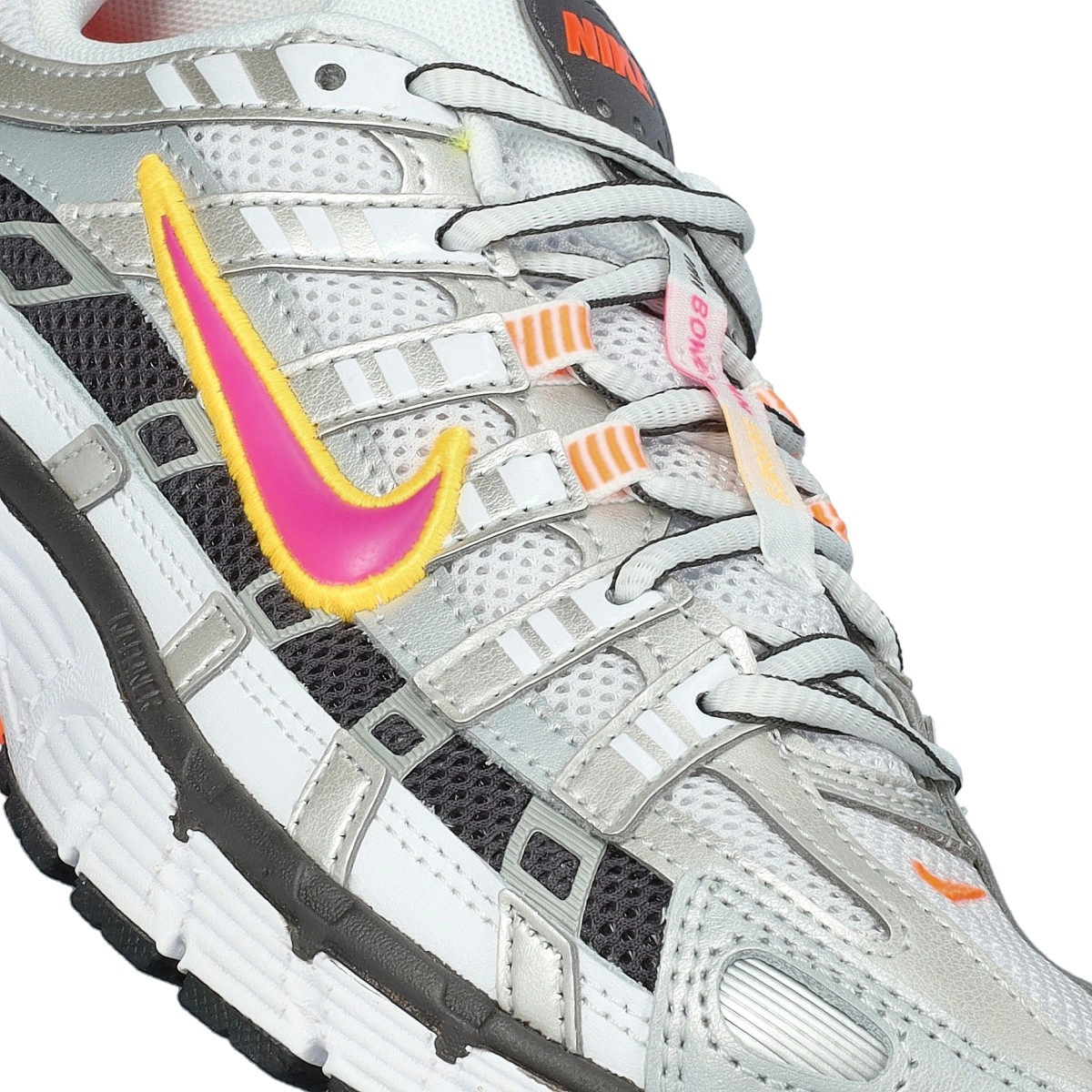 Sneakers Nike P-6000 Mujer