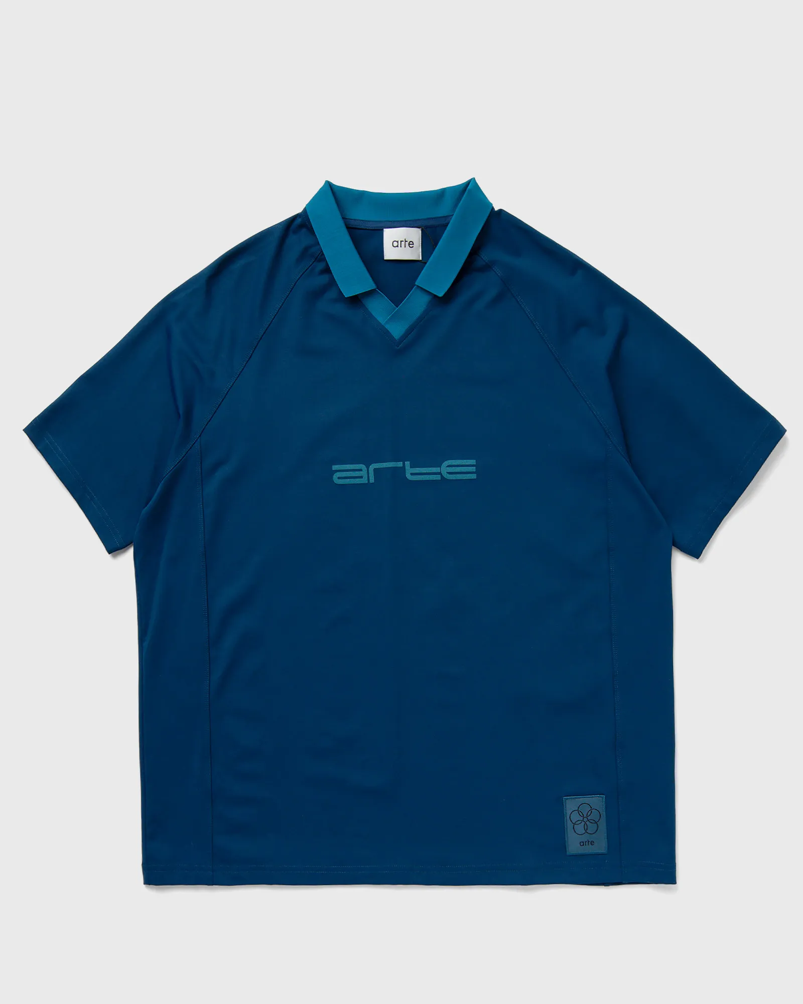 Arte Antwerp Taylor Collar T-shirt