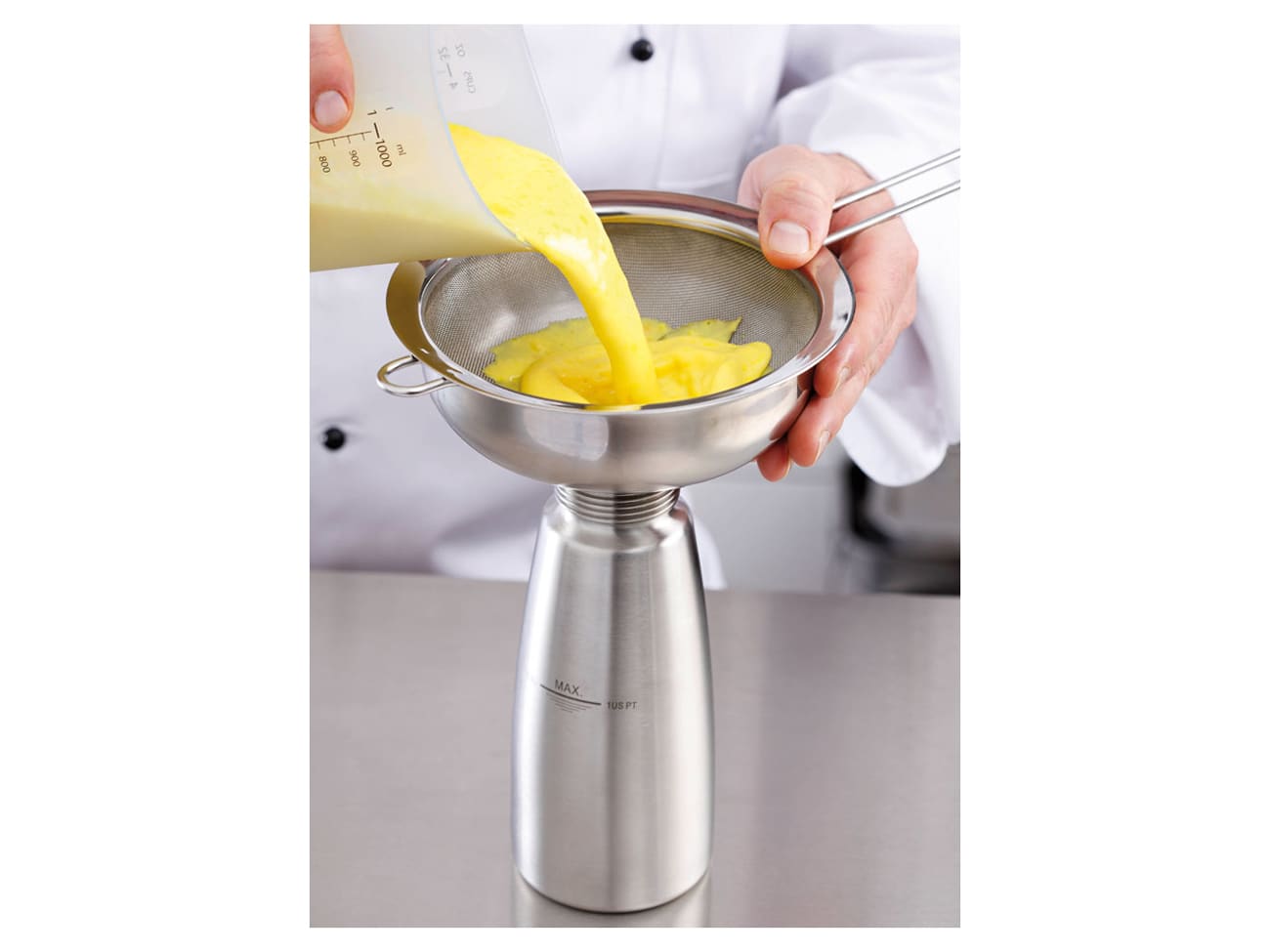 Entonnoir   tamis inox amovible - pour siphon - iSi