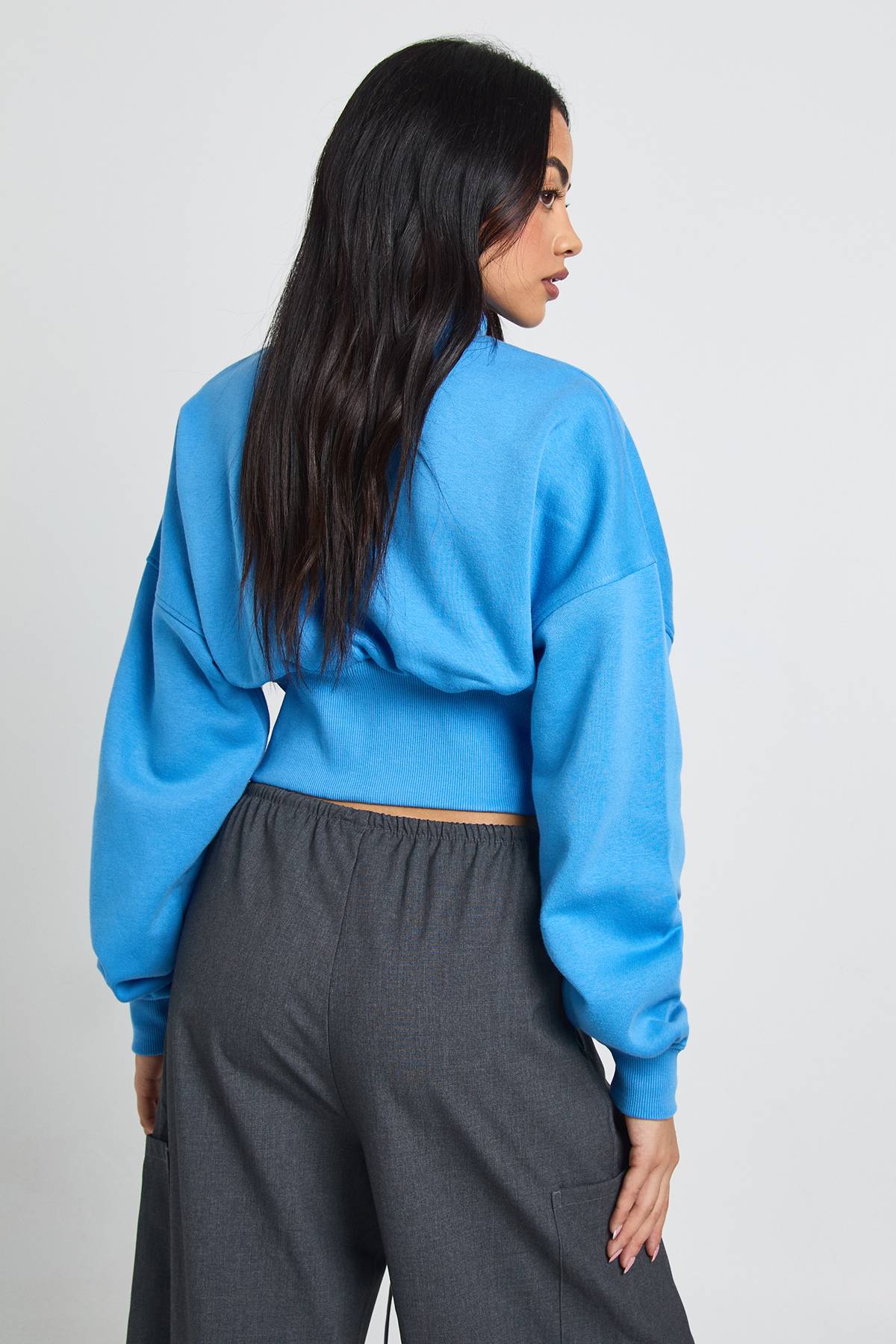boohoo Sweat à Casynthétiqueche Col Montant Taille Cintrée avec Fermeture Éclair