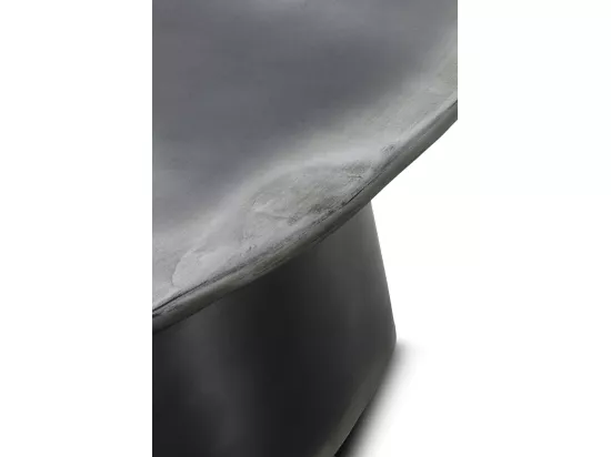 Table basse laquée en couleur métallique
