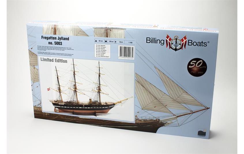 Bausatz Jylland 1:100, 1010 mm<br>Detaillierter Modellbausatz eines Kriegsschiffes