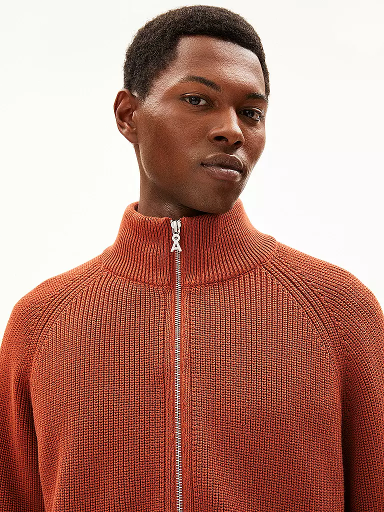 ARMEDANGELS Strickjacke AARTYOM orange