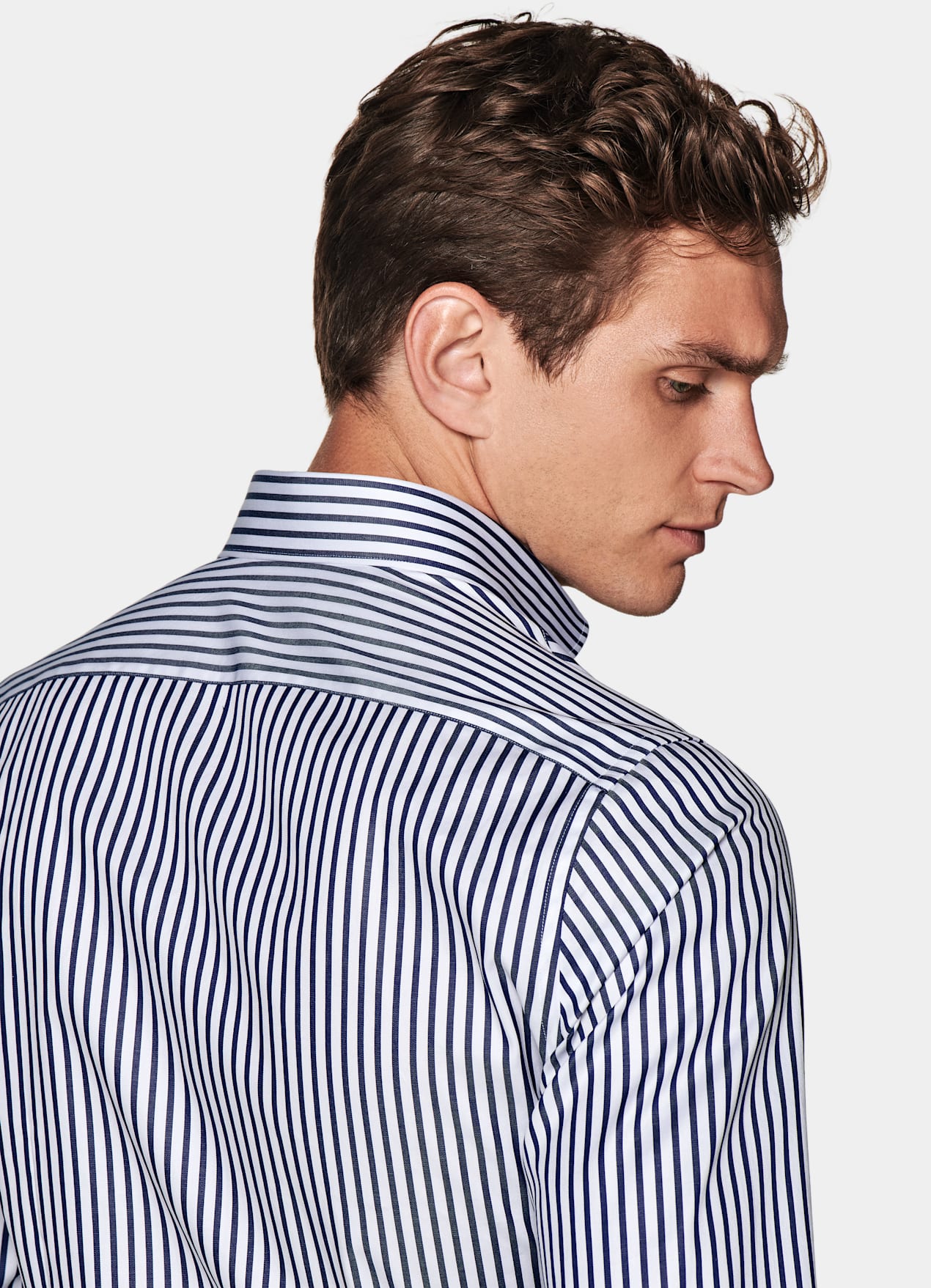 Chemise coupe ajustée en twill bleu marine à rayures