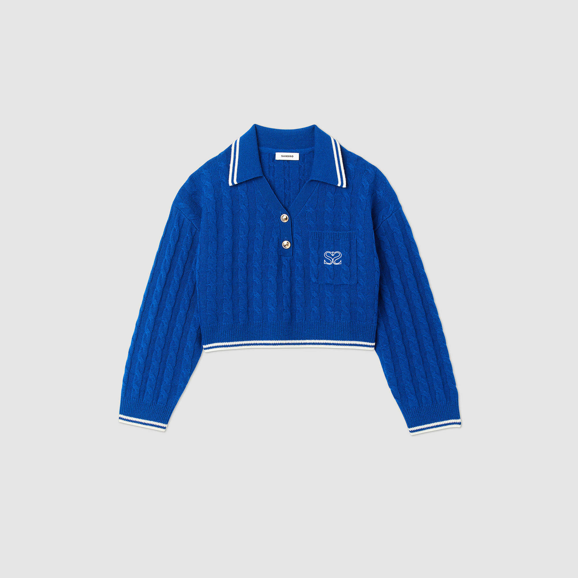 Pull court en maille torsadee