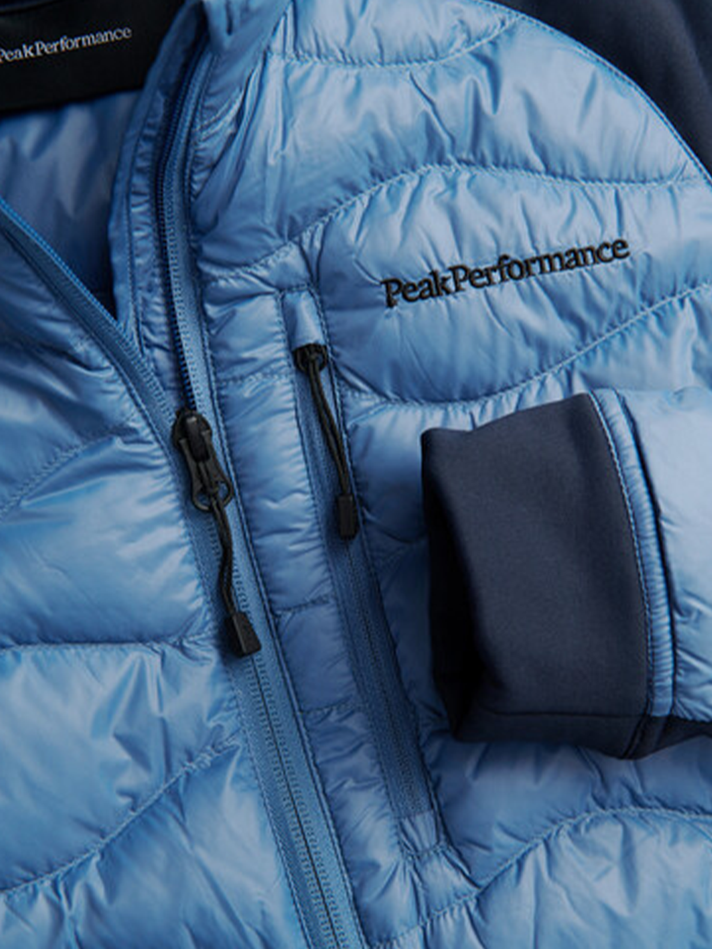 Helium Hybrid Jacket