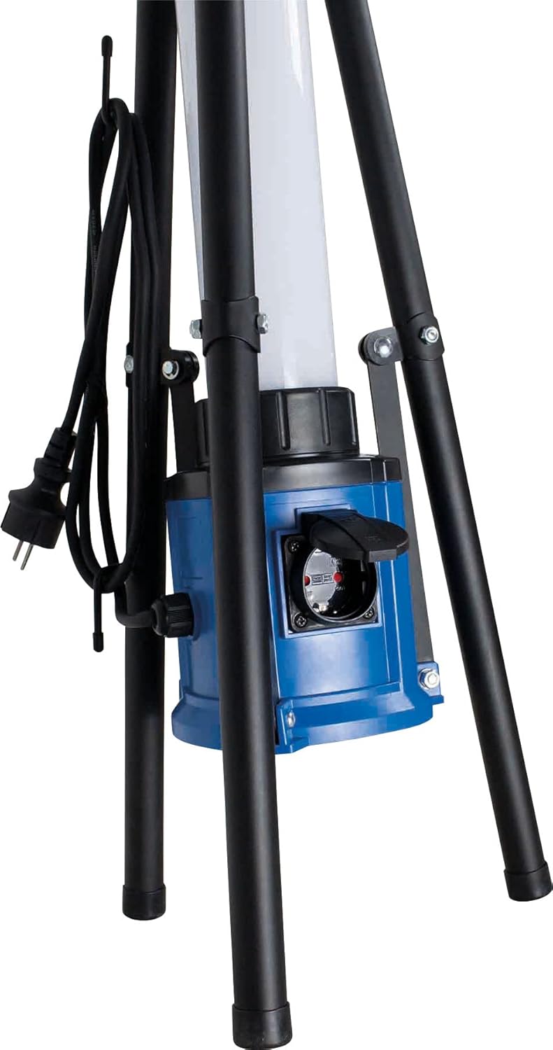 as - Schwabe CENTRA 360° LED Lichtsäule 100 W, 8000 Lumen - mobiler Tower Baustrahler 142 cm - 3 m Kabel mit Stecker - Arbeitsleuchte klappbar - zusätzliche Schutzkontaktsteckdose - IP44, 46371
